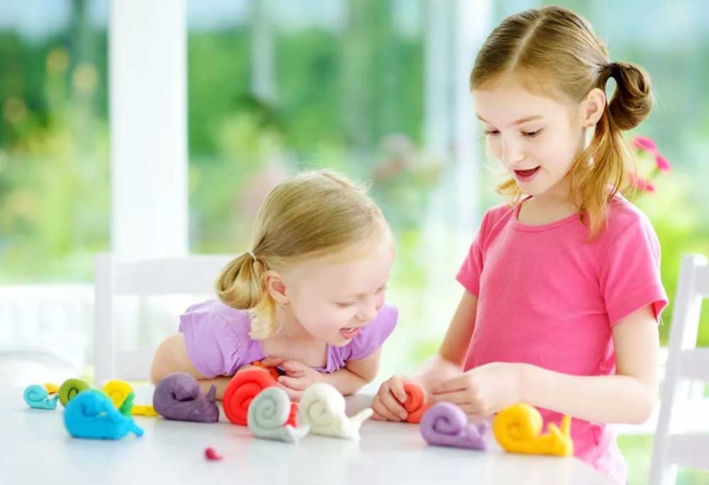 تقویت مهارت های حرکتی کودکان با اسباب بازی